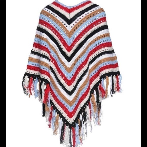 Vicolo Handcrafted Bohemian Crochet Knitwear Knitted Fringe Cape Poncho - Picture 2 of 10